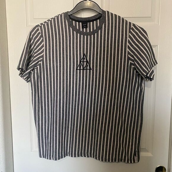 HUF Men’s Gray and White Striped T -Shirt Size XL - Picture 1 of 5